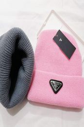 Knitted Hat Fashion Triangle P Letter Printing Cap Popular Warm Windproof Stretch Multicolor Highquality Beanie Hats Persona5886282