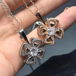 Europe America Fashion Necklace Earrings Bracelet Women Lady Brass Settings Full Diamond Flower 18K Gold Jewelry Sets Engraved B L2595