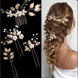 Headbands Pearl flower hair clip side comb gold leaf shaped alloy Tiaras wedding bridal inserted hair clip jewelry bridal headwear 231213