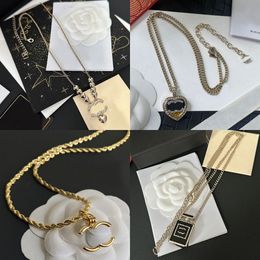 Fashion Designer Necklace 18k Gold Plated Silver Pendant High-end Copper Crystal Pearl Brand Letter Link Chain Necklaces Christmas Wedding Jewellery Gift