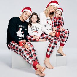 Matching Family Pajama Sets Cozy Christmas Parent-Child Pajama Holiday Sleepwear Homewear Xmas Pjs Loungewear