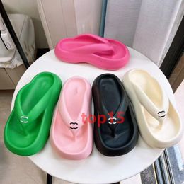 New Designers Sandals Womens Summer Fashion Simple and Anti slip Mid Heel Soft Sole Herringbone Thick Bottom Beach Slippers EUR 36-41