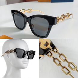 Designer Luxury Women Edge Large Square Sunglasses House style metal chain link mirror legs chain link with floral logo carving gradient Z1631 leisure vacation