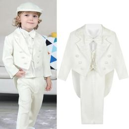 Clothing Sets 2023 Fashion Baby Boys Suit Baptism Outfits Infant Classic Tuxedo Toddler Wedding Formal Party White Long Sleeve 231213