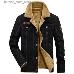 Men's Fur Faux Fur Winter Jeans Jacket Men's Lapel Lamb Fur Jacket Men's Winter Autumn Jacket Denim Inner Fleece Thickened Men's Fur Coat Q231212