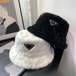 2022 Fashion winter fuzzy high-quality hat Rabbit hair hats classical cap3042