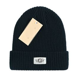 Designer Beanie Berretti lavorati a maglia berretti pullover berretto di lana caldo cappello freddo cappelli invernali cappello casquette Berretti con teschio Bulbo capillare casual Lettera stampata in cotone