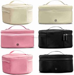 Totes Designer Waterproof Oval Top Access nylon top handle bag Womens lululemens cosmetic bags Shoulder purses handbag Beach men cross body zipper tote 366ess