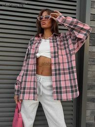 Women's Blouses Shirts Mnealways18 Pink Gingham Oversize Loose Shirts Long Sleeve Lapel Plaid Blouses Fall Winter Pocket Fashion Street Style Tops 2023 YQ231214