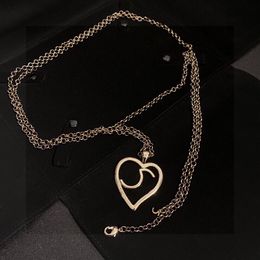 Womens Gold Waist Chains Belts Fashion Digners Heart Shaped Waist Chain Luxury Ladi Belt Girdle Alloy Drs Cowboy Chain Casual Accsori