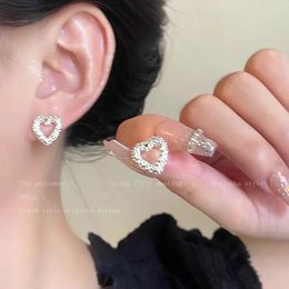 Stud Earrings Fashion Shiny Hollowed Heart 2024 Trendy Design Simple Korean Sweet Exquisite Silvery Women Jewellery Gifts