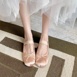 Casual Shoes Women's Single Flat Soled Butterfly Silk Satin Mary Jane Fashion Temperament Ballet Shoe Sapatilha Feminina Confortavel