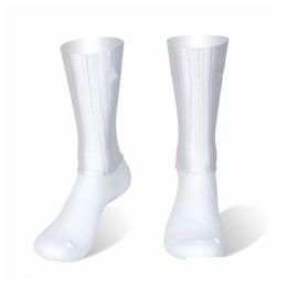Sports Socks Sports Socks Anti Slip Sile Summer Aero Whiteline Cycling Men Bicycle Sport Running Bike Calcetines Ciclismo Drop Deliver Dhw7D