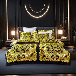 Luxury king size designer bedding sets gold palace pattern printed top cotton queen size duvet cover bed sheet fashion pillowcases black comforter set covers