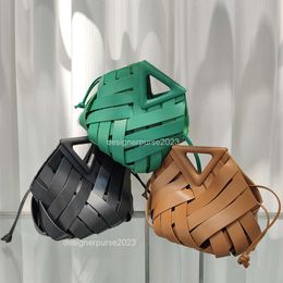 New Bottaga Venete Triangle Point Designer Bags Bag Women Purse Magnetic Buckle Leather Hollow-out Woven Handbag Fashion Single Shoulder Messenger Women