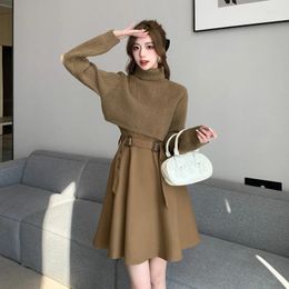 Casual Dresses W4M Hong Kong Taste Super Beautiful Temperament Knitted Shawl Senior Tunic Waist Design Vest Two-piece Set Dress