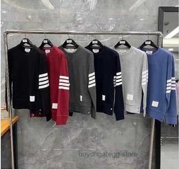 Men and Women Sweater Fashion Designer Thombrownsweatshirt Run Directly by a Version Classic Four Bar Yarn Dyed Round Neck Men Casual Versatile