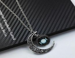 style Triple moon goddess black wiccan necklace with star moon gems is fashionable and exquisite5878622