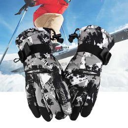 Ski Gloves 1 Pair Unisex Ski Gloves Men Finger Gloves Camouflage Anti Skid Thicken Touch Screen Winter Coldproof Gloves for CyclingL23118