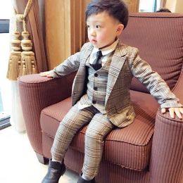 Suits lattice Kids Blazer suit Baby Boys Costume Formal 3pcs Coat Pantsvest child Tuxedo Wedding Chlidren boys Clothing 231213