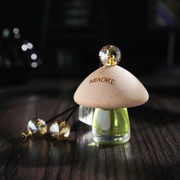 Creative Mushroom bottle interior decoration pendant Mushroom Head Perfume Aromatherapy wood cap Empty bottle pendant Empty bottle