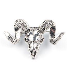 Whole 20pcs Vintage Sheep Head Shape Brooch Personality Cloth Decor Jewelry for Men and Women Enamel Hat Scarf Badge Pins 2010244o