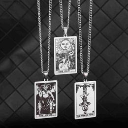 Pendant Necklaces Stainless Steel Classic 22 Tarot Cards Pendant Necklace Divination Necklace Sun/Star/Moon/Death Sign Jewelry Necklace WholesaleL231215