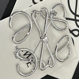 Women Loves Brooch Pin Brand Letter Pins Silver Plated Copper Brooche Designer Jewellery Brooches Breastpin Wedding Party Dress Accessories Luxury Christmas Gift