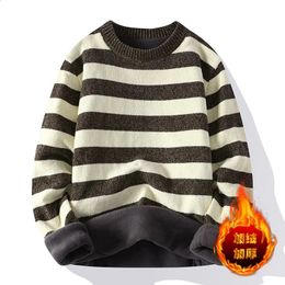 Mens Sweaters Autumn and Winter Striped Knitted Sweater for Oneck Thick Wool Inner Long Sleeve Zipper Casual 231214