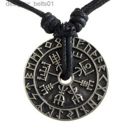 Pendant Necklaces Mens Vintage Viking Rune Compass Pendant Necklace High Quality Metal Pagan Amulet for Men Accessories NecklaceL231215