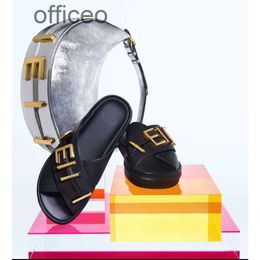 Designer Pantofole Ciabatte Uomo Donna Sandali estivi Pantofole da spiaggia Mocassini Nero Bianco Blu Diapositive Chaussures Scarpe