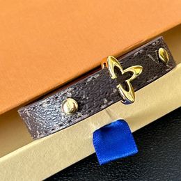 High Quality 18K Gold Designer Bracelet Wedding Jewelry Gift Brand Letter Women Bracelets Love Chain Bangle Fashion Copper Faux Leather Christmas Gift