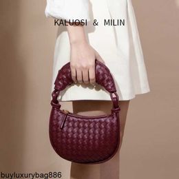 Botte Venetas Shoulder Bag Womens Leather Bags Gemelli New Korean Knitted Gemini Bag Solid Colour Simple and Fashionable Single Shoulder Bag Unique Texture Vers HB3E