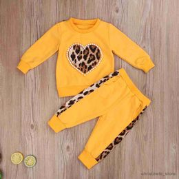 Clothing Sets 2Pcs Babys Autumn Clothing Round-Neck Long-Sleeves Top with Pearl Leopard Heart Printed + Long Pants Outfit for Kids Boys Girls R231215