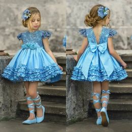 Vintage Blue Flower Girl Dresses Jew Neck Satin Sleeveless Lace Applique with Handmade Flowers Ball Gown Ruffled Knee Length Custom Made for Wedding Party