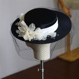 Headpieces M013 Bridal Hat Hepburn Style Black Flat Top Mesh Mask Celebrity Pography And Makeup British