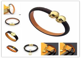 2021 luxury bracelet Round genuine leather bracelets with gold round buckle women bracelet flower print pulseira brand named jewel5332394