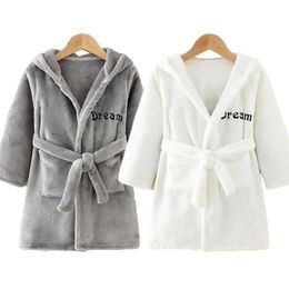 Towels Robes Autumn Winter Kids Sleepwear Robes Girls Warm Pyjamas Bathrobes Fashion Homewear Children Clothing Boys Letter Embroidery Robes 231215