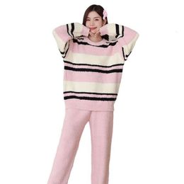 2023 New Winter Soft And Thick Plush Pajamas For Women In Autumn And Winter Can Be Worn As Half Edge Plush Home Clothing Set