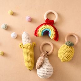 Teethers Toys Baby Fruit Crochet Ratter Wooden Teether Lemon Banana A Free Rattle Toy born Rodent Infant Gym Mobile Educational 231215