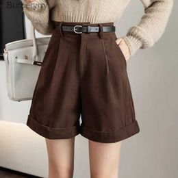 Women's Shorts Retro High Waist Wide-leg Women Shorts 2022 New Autumn Winter Corduroy Casual Fe Shorts Boyfriend Style Woman ShortsL231215