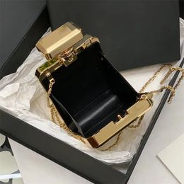 10A Mirror Quality Designer Chains Luxuries Perfume Bottle Bag Sheepskin Cross Body Bags With Box c29