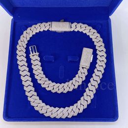 10k guldpläterad 925 Sterling Silver D Color VVS Moissanite Diamond 18mm Mens Cuban Chain Necklace
