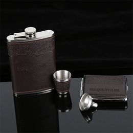 Hip Flasks High Quality Men 9 OZ Hip Flask Set Stainless Steel Flask Male 231214