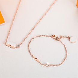 Luxury Pendant Necklace Flower Bracelet Fashion for Man Woman Rose Gold Necklaces Bangles Highly Quality Women Party Wedding Lover2210