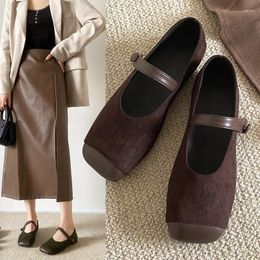 Dress Shoes Square Head Mary Jane Women's 2023 Autumn And Winter One Character Strip Retro Style Matching Skirts Plush Single