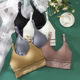 Yoga Outfit Seamless Strap Sports Bra For Women Glitter Stripe Running Top Breathable Vest Fitness Underwear Shockproof Padded Bralette