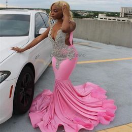 Graceful Pink Rhinestone Crystal Prom Dress Elegant Black Girls South African Mermaid Evening Gowns Luxury V Neck Sleevess Formal Party Birthday Eighteen Wear