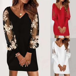 2023 Amazon Wish Hot Selling Autumn New V-Neck Long Sleeve Printed Lace Panel Dress For Women