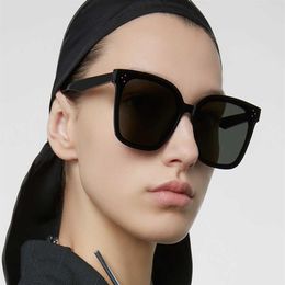2020 Brand Women Sunglasses Gentle High-grade V Designer Monster Sunglass Cat Eye Female Elegant Sun glasses Fashion Lady Oculos 0180h